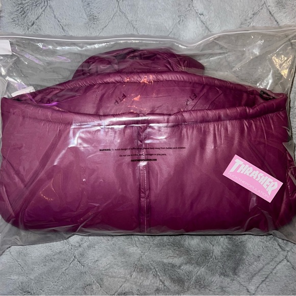 ❗️SOLD❗️☠︎︎ FTP LOGO WORLD DOMINATION QUILT PUFFER JACKET PLUM ☠︎︎ - Picture 5 of 15